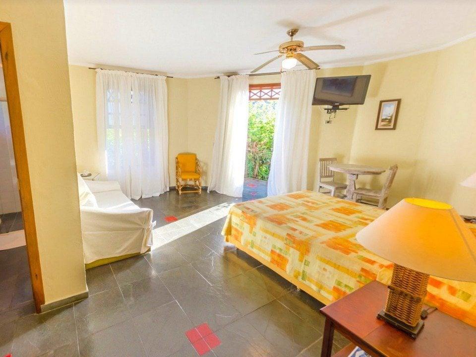 Inn Velinn Ponta Do Pequeah
