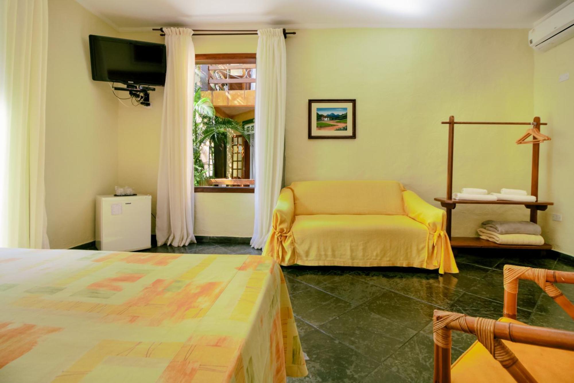 Inn Velinn Ponta Do Pequeah