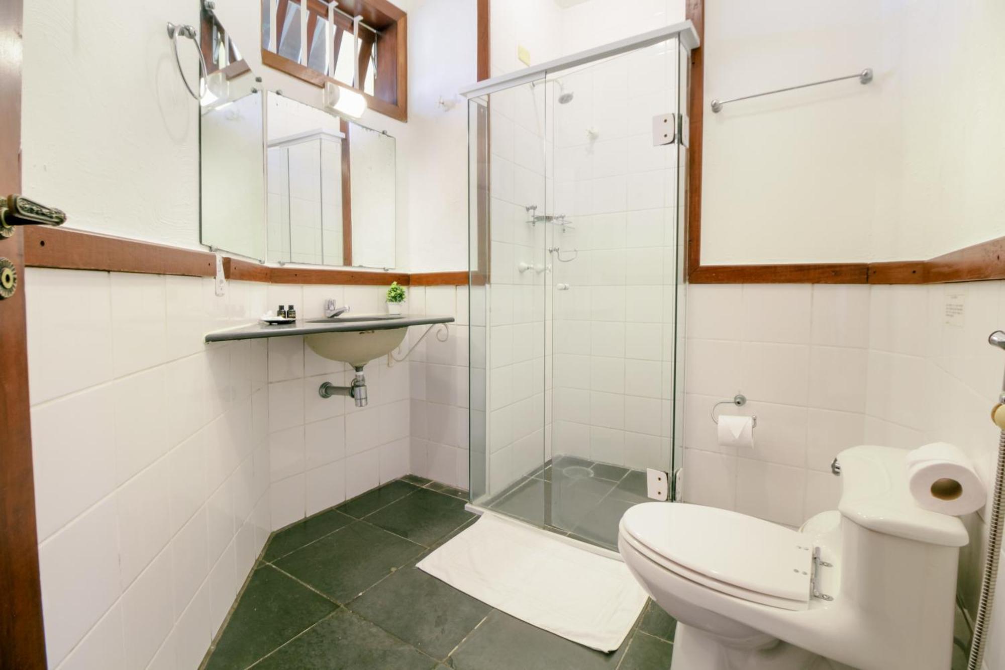 Inn Velinn Ponta Do Pequeah 3*